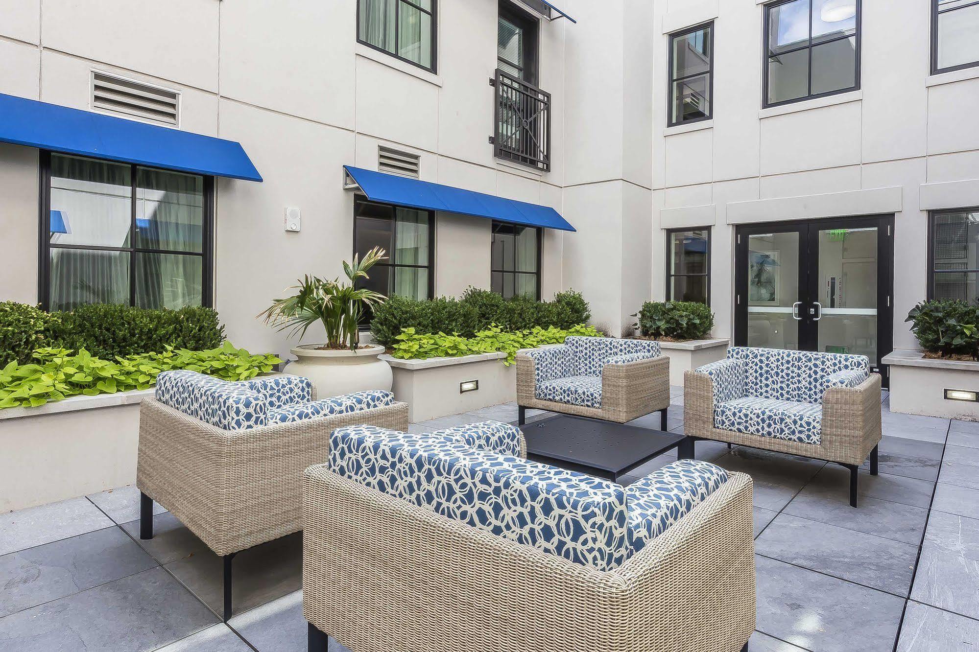 Bluegreen Vacations King Street Resort, Ascend Hotel Collection Charleston Exterior photo